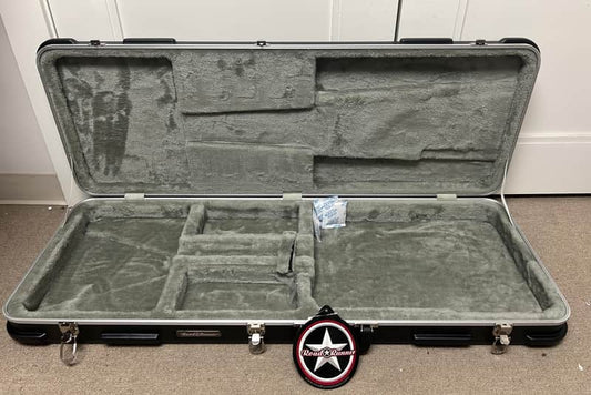 Road Runner RRMEG ABS Molded Electric Guitar Case - Black