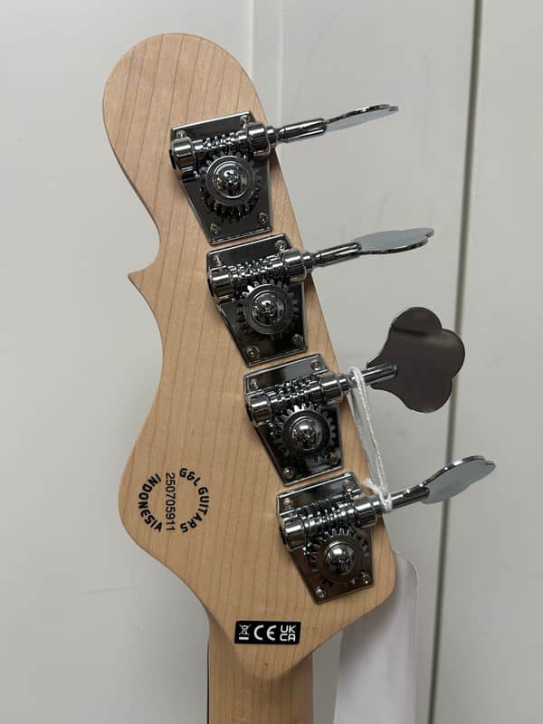 G&L Tribute Series L-2000 Bass w/Rosewood Fretboard - 3 Tone Sunburst