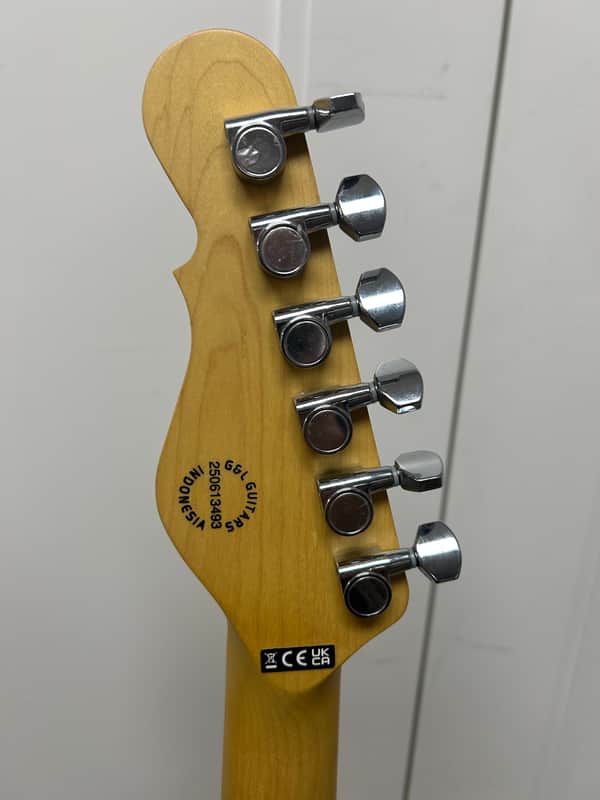 G&L Tribute Series ASAT Classic Electric Guitar w/Maple Fretboard - Butterscotch Blonde