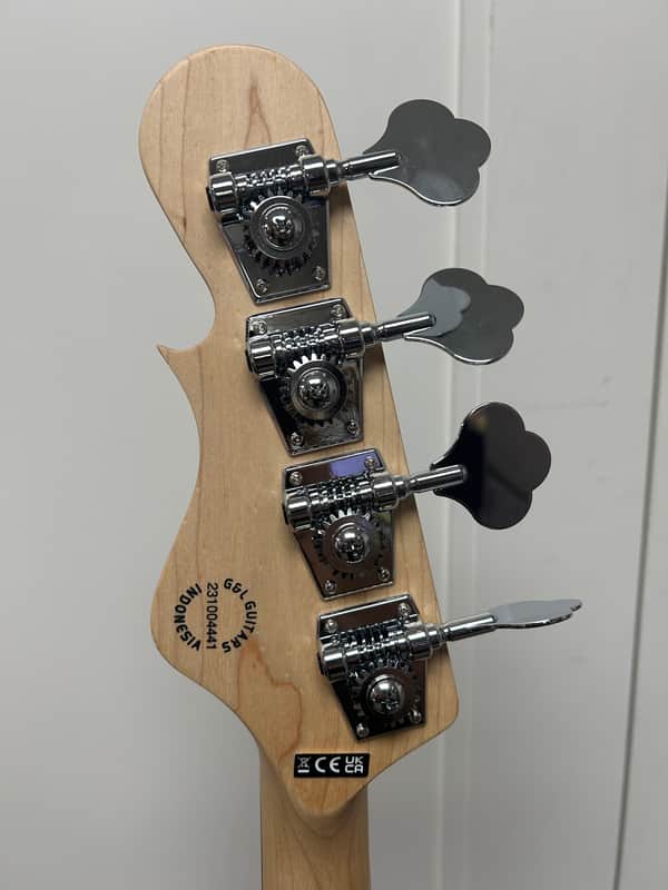 G&L Tribute Series Kiloton Fretless 4-String Bass - 3-Tone Sunburst