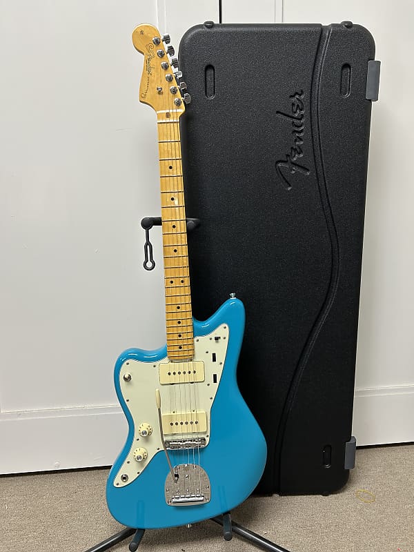 Fender American Professional II Jazzmaster Left-Handed with Maple Fretboard - Miami Blue