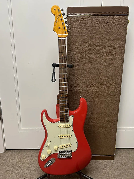 Fender American Vintage II '61 Stratocaster Left-Handed - Fiesta Red