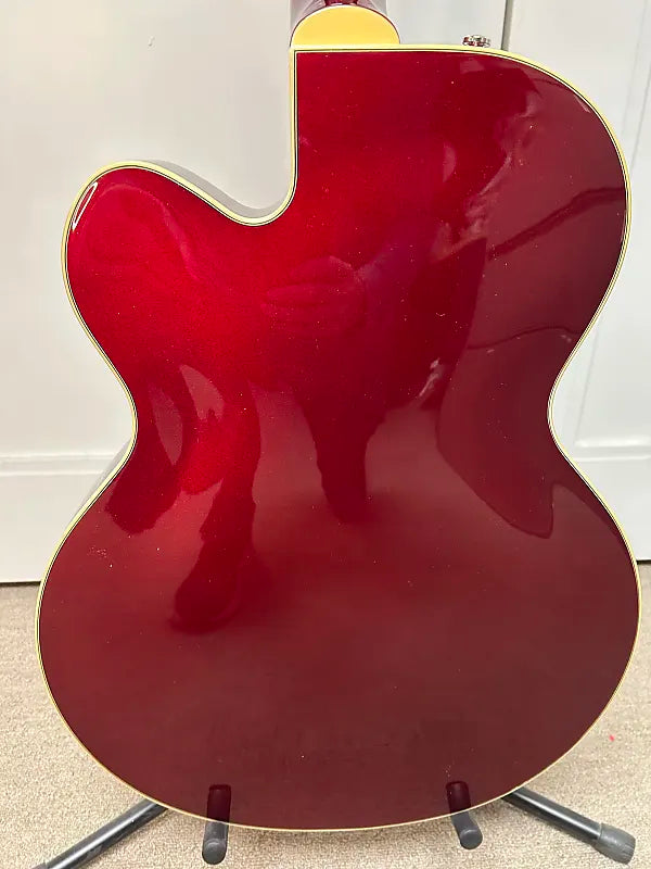 Gretsch G2420T Streamliner Hollow Body with Bigsby - Candy Apple Red