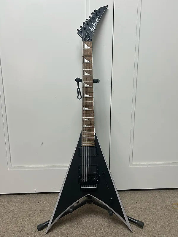 Jackson X Series King V KVX-MG7 Guitar - Satin Black w/Grey Bevels