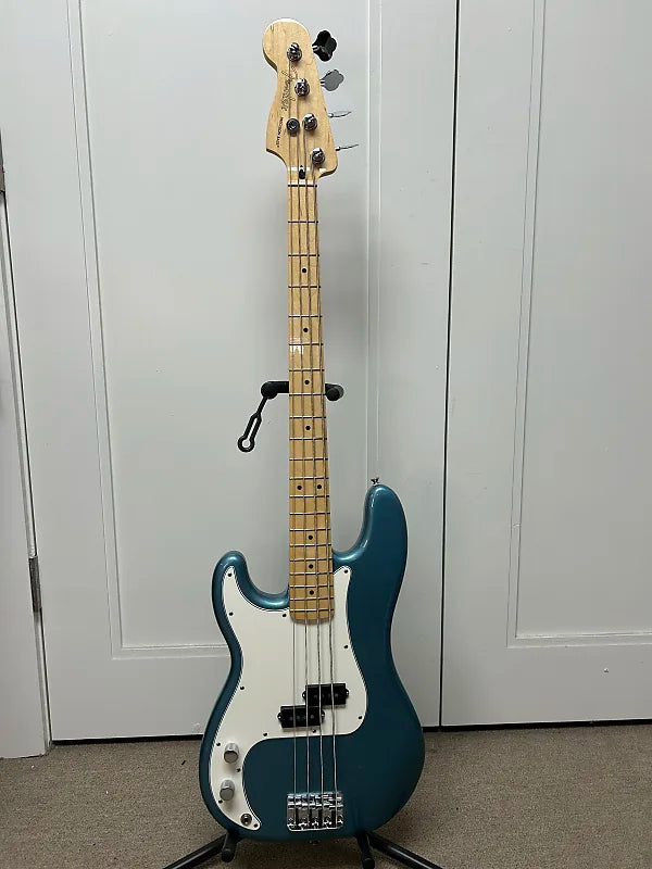 Fender Player Precision Bass Left-Handed with Maple Fretboard - Tidepool