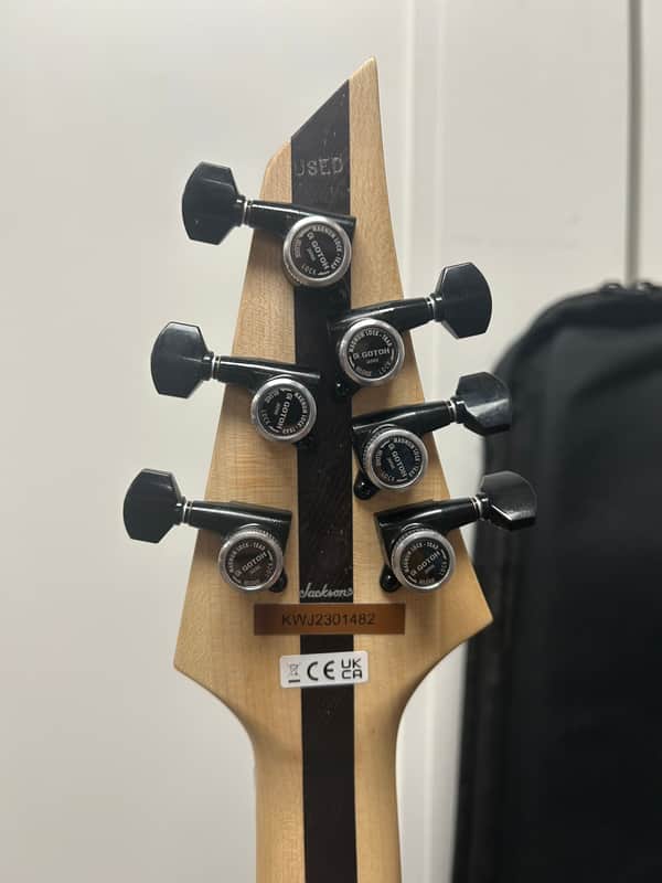 Jackson Pro Plus Series DK Modern Evertune EVTN6 - Silver Sparkle