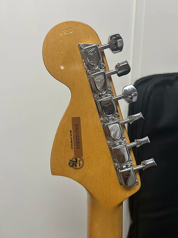 Fender Limited Edition Vintera '70s Stratocaster Hardtail Maple Fingerboard -Buttercream