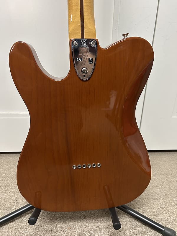 Fender Vintera '70s Telecaster Deluxe with Maple Fretboard - Mocha