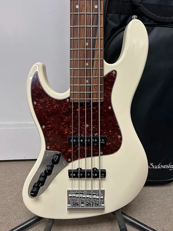 Sadowsky MetroExpress 21 Fret Vintage J/J Bass 5 String Left Handed w/Morado Fretboard - Olympic White