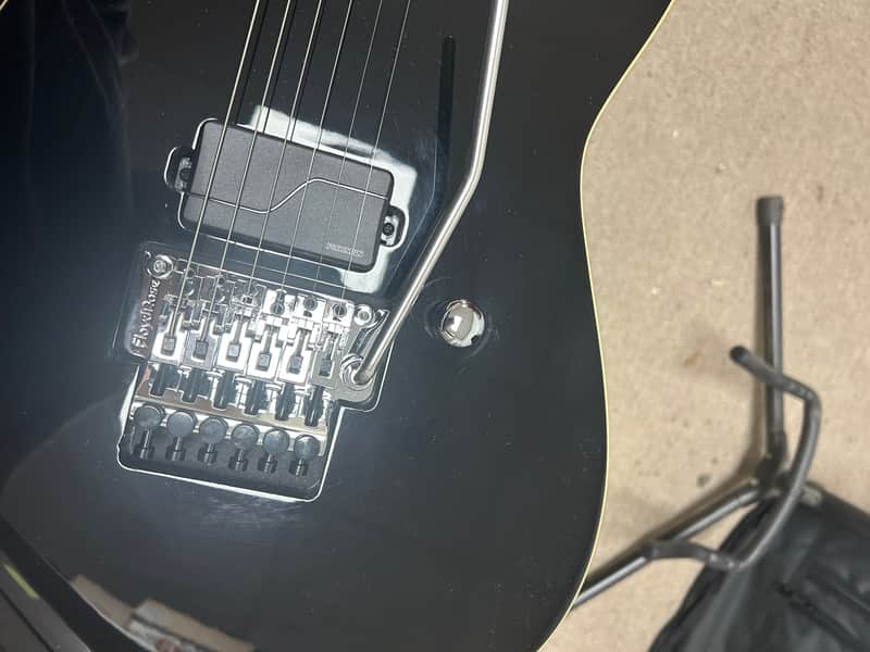 Jackson Pro Plus Pure Metal Soloist SL1A Electric Guitar - Gloss Black