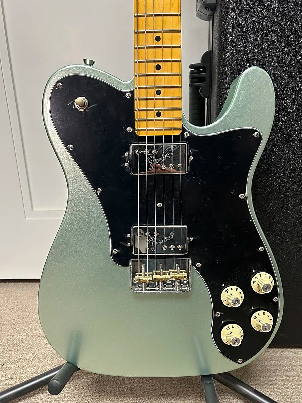 Fender American Professional II Telecaster Deluxe with Maple Fretboard - Mystic Surf Green
