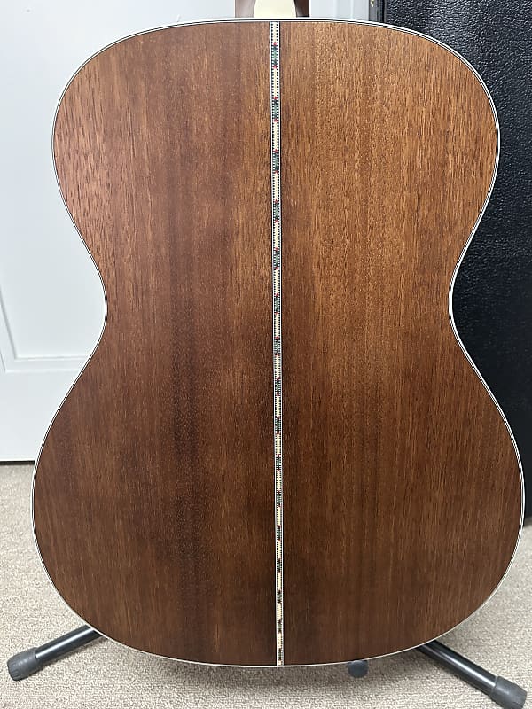 Fender Paramount PO-220E Acoustic Guitar Mahogany w/Electronics - Aged Cognac Burst