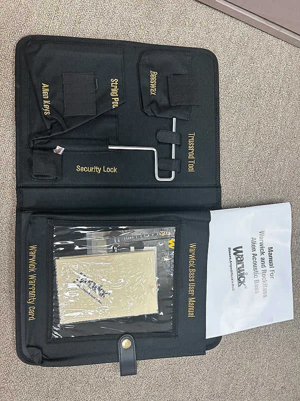 Warwick Alien 6 String Fretless Acoustic Electric Bass - Natural