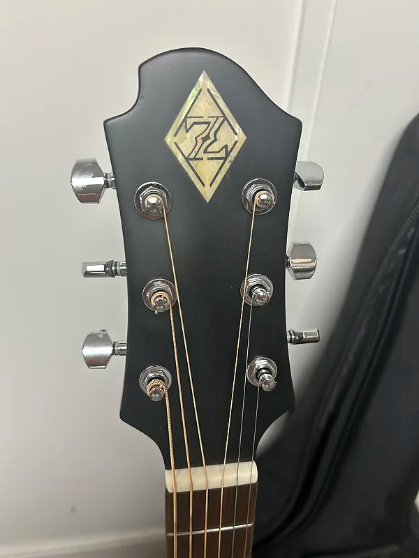 Zemaitis CAF-80HCW-NAT Acoustic Guitar w/Electronics - Natural