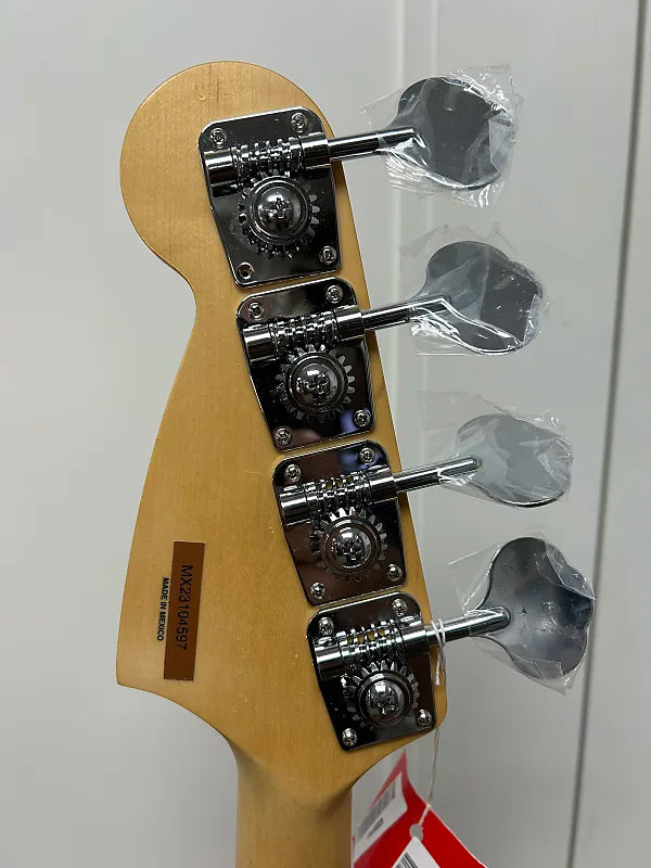 Fender Player Mustang Bass PJ with Pau Ferro Fretboard - Aged Natural