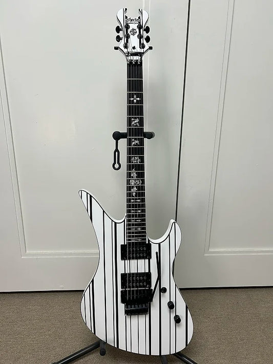 Schecter Synyster Gates Signature Synyster Standard - White with Black Pinstripes