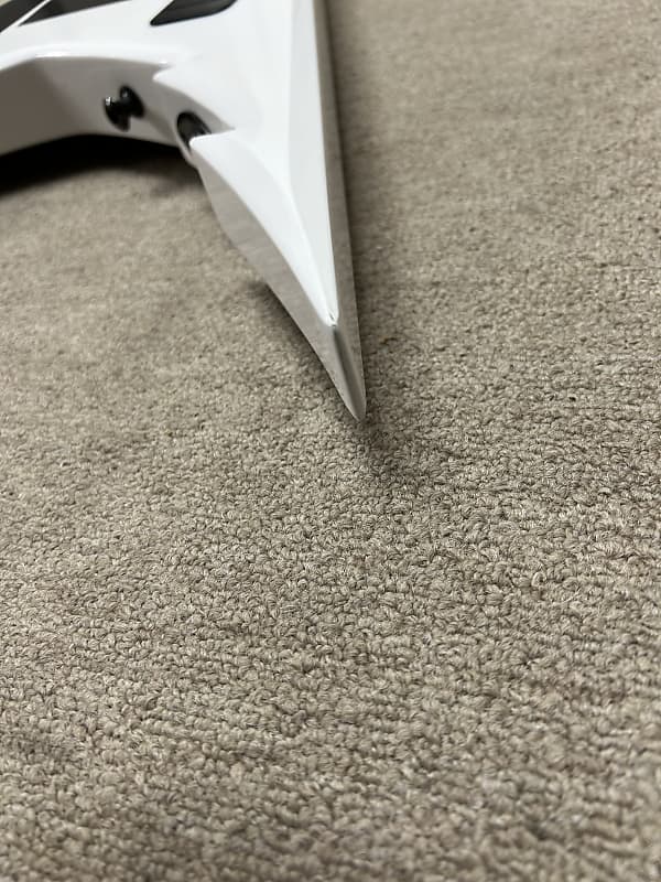 Jackson Pro Series Corey Beaulieu Signature King V KV6Q - Winterstorm