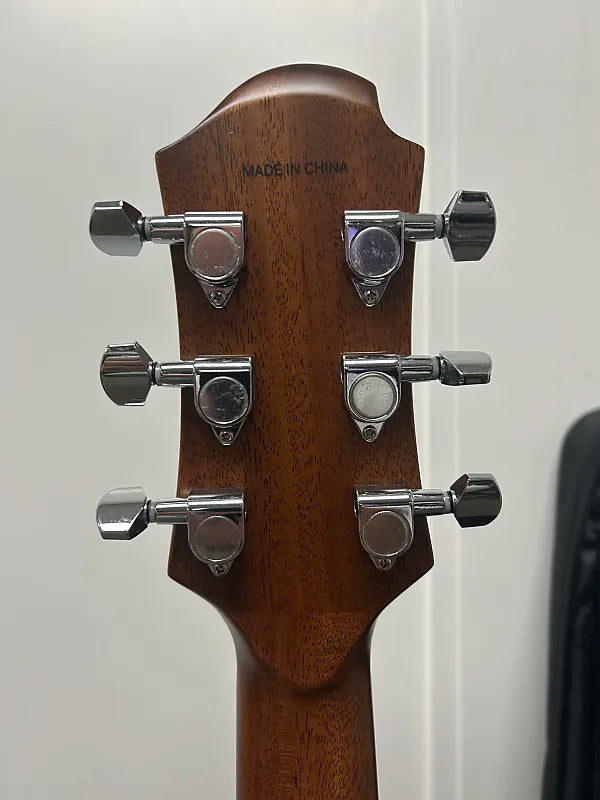 Zemaitis CAF-80HCW-NAT Acoustic Guitar w/Electronics - Natural