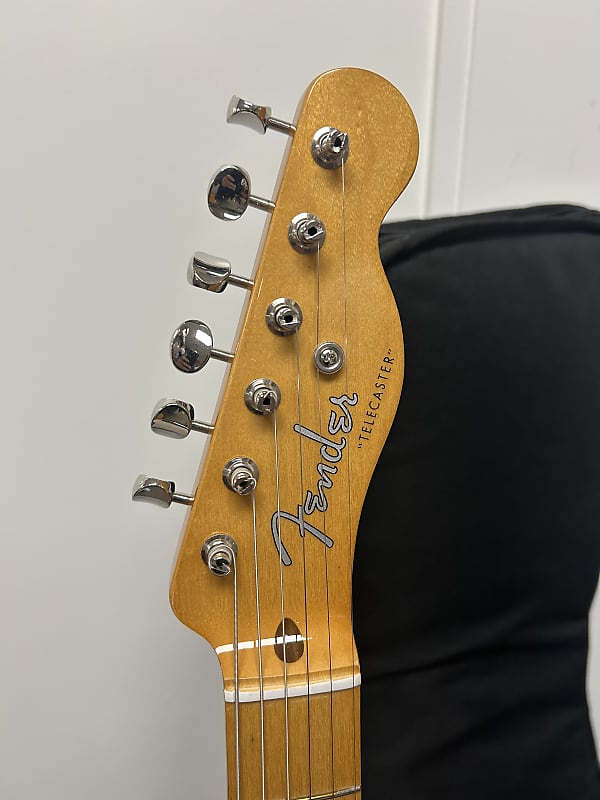 Fender Vintera '50s Telecaster with Maple Fretboard - Sonic Blue