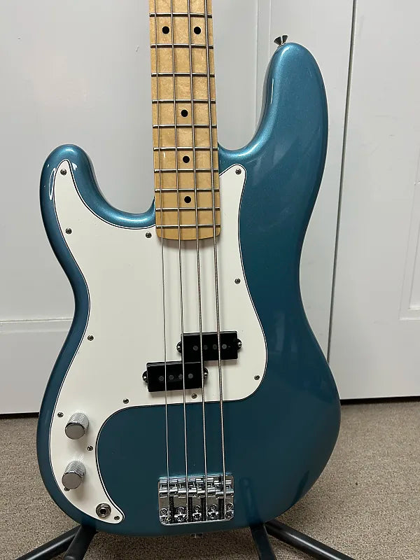 Fender Player Precision Bass Left-Handed with Maple Fretboard - Tidepool