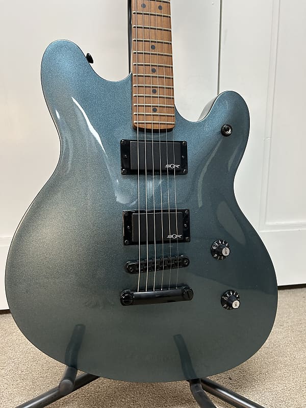 Squier Contemporary Active Starcaster Semi Hollowbody Electric Guitar- Gunmetal Metallic
