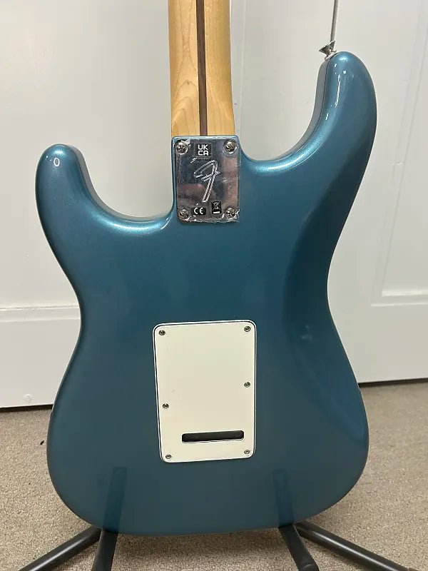 Fender Player Stratocaster HSS with Maple Fretboard - Tidepool