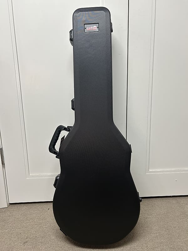 Gator Flight Pro V2 TSA Series ATA Molded Gibson Les Paul Guitar Case