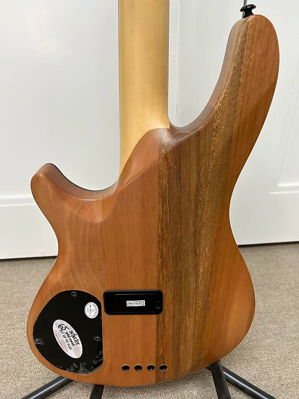 Schecter C-4 GT Bass - Natural