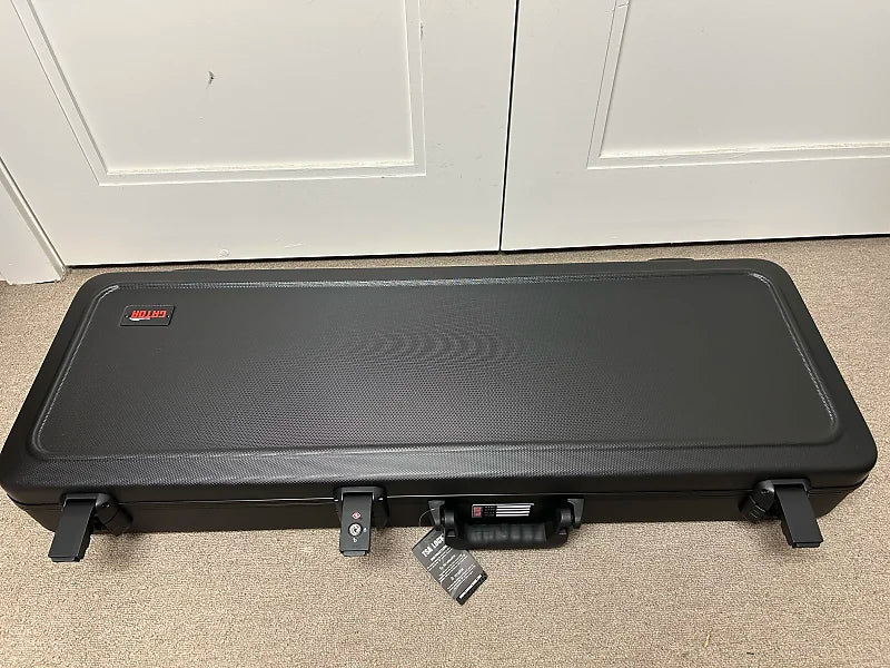 Gator Flight Pro V2 TSA Series ATA Molded Electric Guitar Case Black