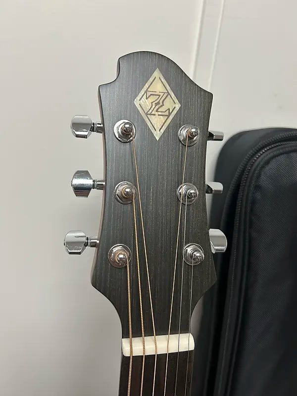 Zemaitis CAF-80H-NAT Acoustic Guitar w/Electronics - Natural