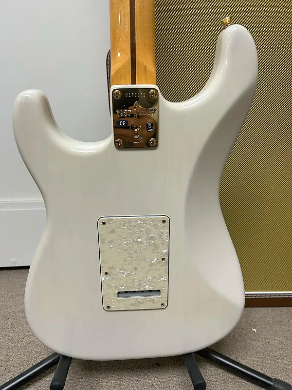 Fender 50th Anniversary American Vintage '57 Stratocaster 2007 - Mary Kaye White Blonde
