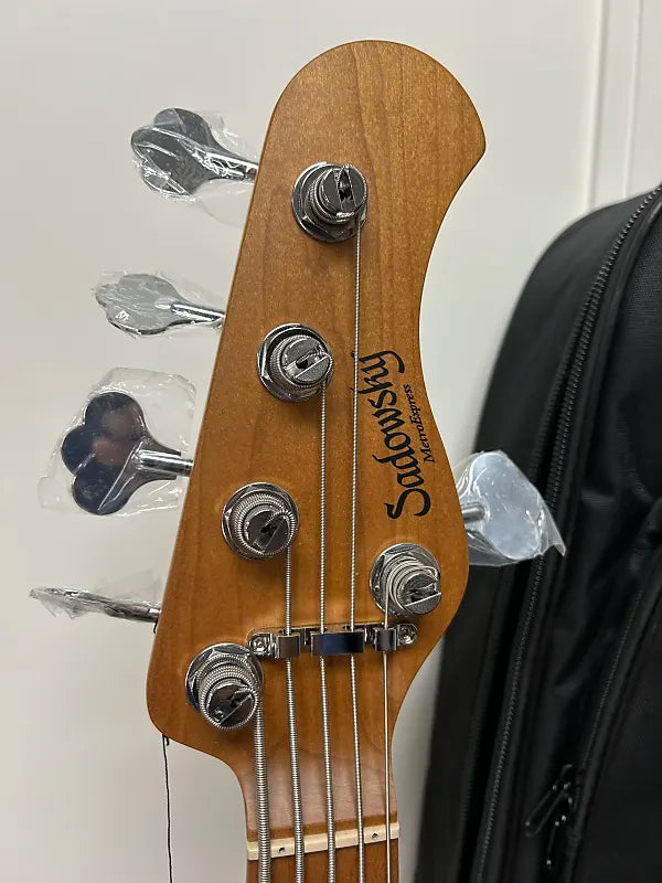 Sadowsky MetroExpress 21 Fret Vintage M/J Bass 5 String Maple Fretboard - Silver Metallic