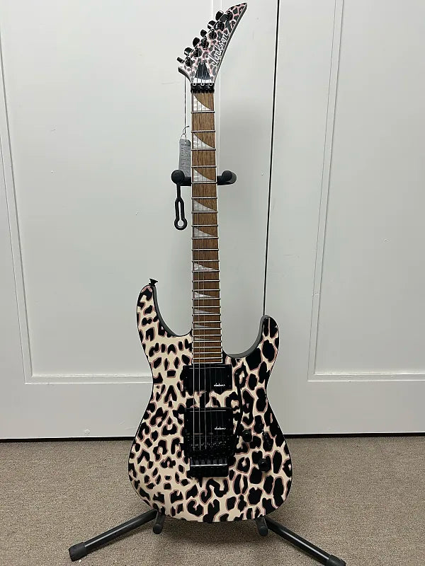 Jackson X Series SLX DX Soloist Electric Guitar - Leopard