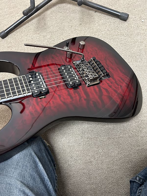 Jackson Pro Series SL2Q MAH Soloist Electric Guitar - Transparent Magenta Burst