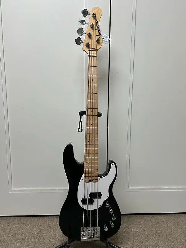 Jackson X Series David Ellefson Signature Concert Bass CBXM V with Jackson X Series David Ellefson Signature Concert Bass CBXM V with
