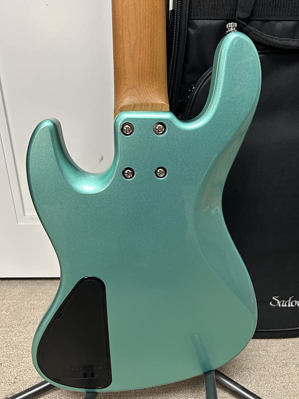 Sadowsky MetroExpress 21 Fret Vintage M/J Bass 5 String Maple Fretboard - Sage Green Metallic
