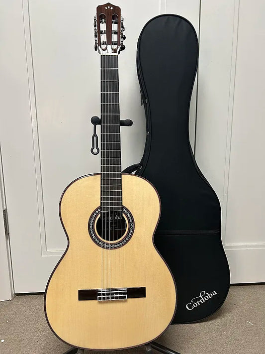 Cordoba C10 Crossover Spruce Top Nylon-String Classical Acoustic Guitar - Natural