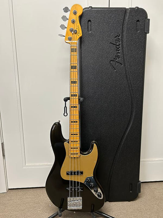 Fender American Ultra Jazz Bass with Maple Fretboard - Texas Tea