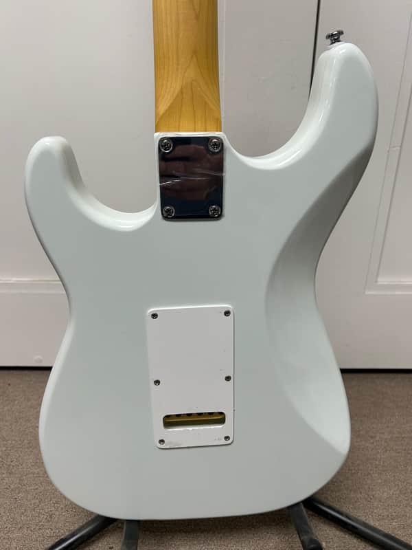 G&L Tribute Series S-500 Electric Guitar w/Rosewood Fretboard - Sonic Blue