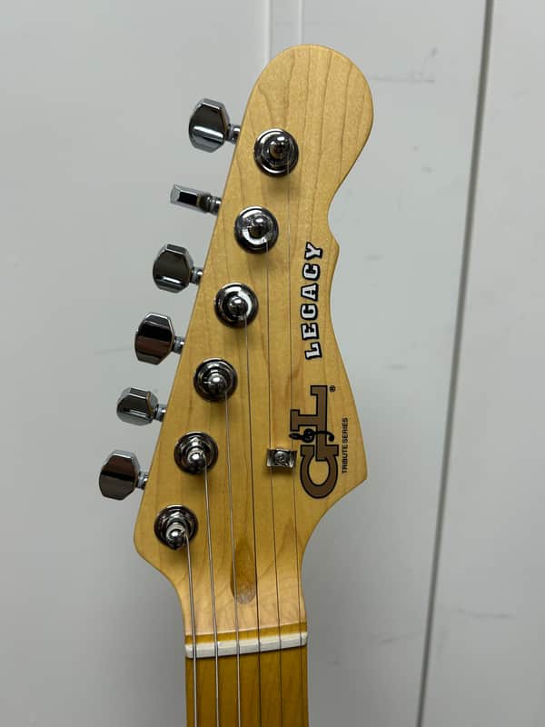 G&L Tribute Series Legacy w/Maple Fretboard - Olympic White