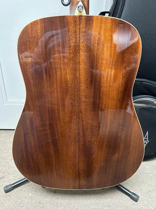 Alvarez LD60e Laureate Series Dreadnought Acoustic Guitar w/Electronics - Natural