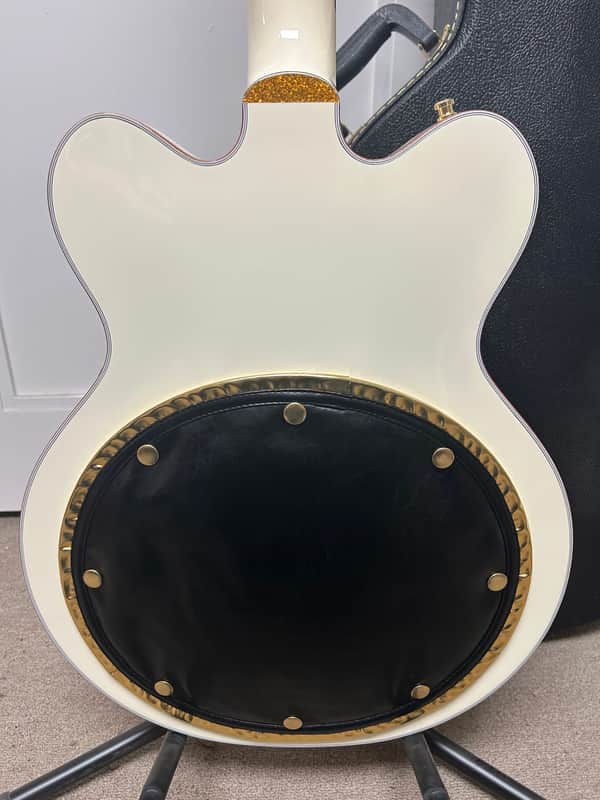 Gretsch G6136B-TP Tom Petersson Signature Falcon Semi Hollowbody Bass Guitar - White