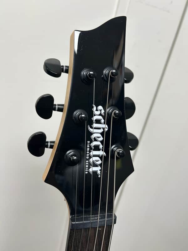 Schecter Sunset-6 Triad Left-Handed Electric Guitar - Black