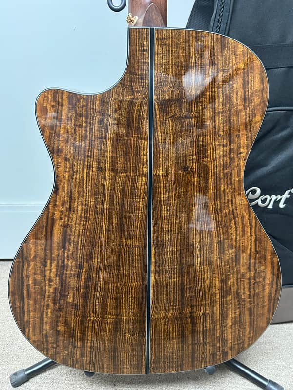 Cort Gold Series A6 Auditorium Bocote Acoustic Guitar with Electronics - Natural B Stock