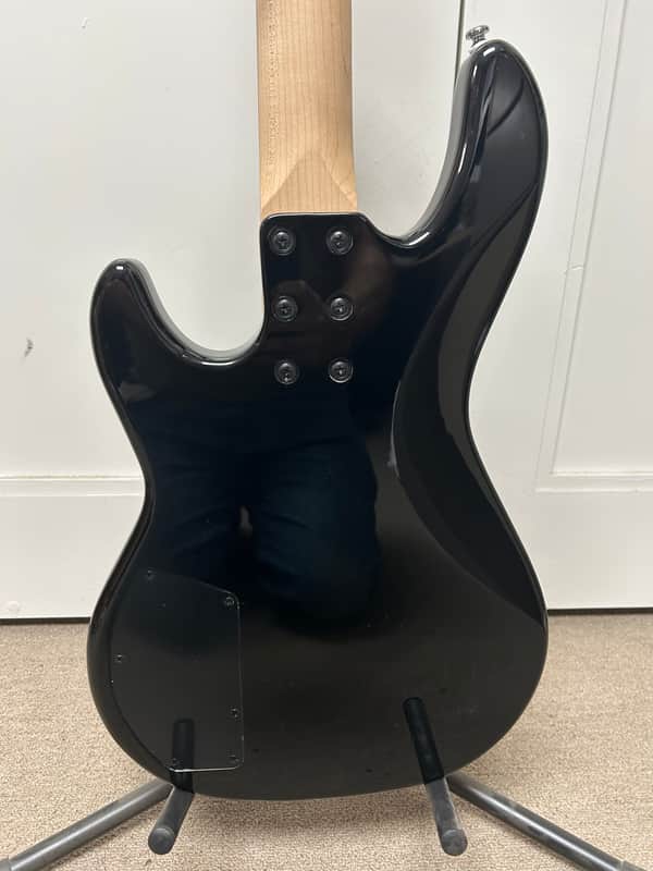 G&L Tribute Series L-2000 Bass w/Rosewood Fretboard - 3 Tone Sunburst