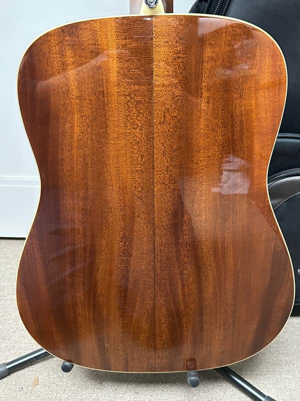 Alvarez LD60e Laureate Series Dreadnought Acoustic Guitar w/Electronics - Sunset