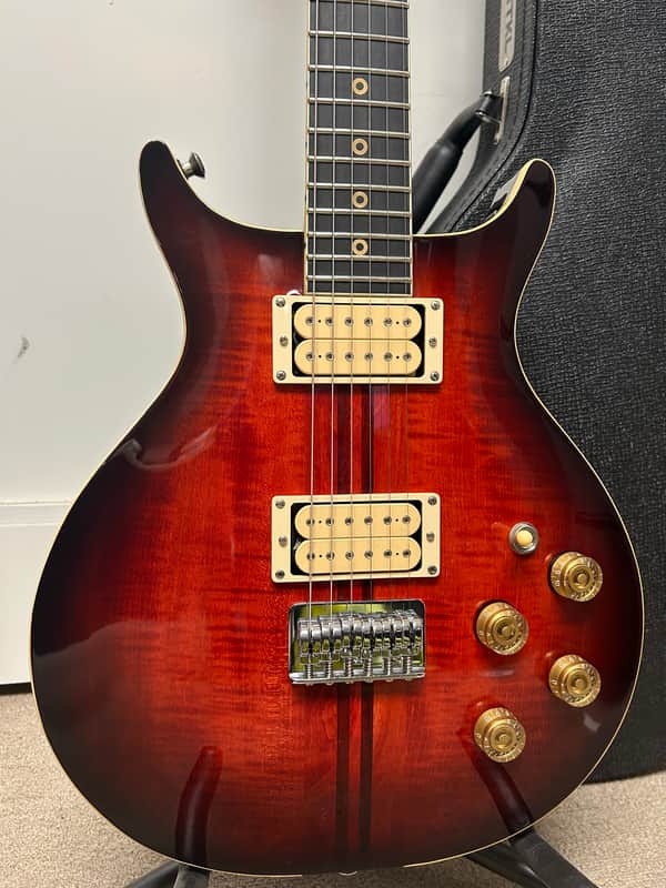 Washburn USA HAWK1-VSB Wing Series American Hawk Electric Guitar - Vintage Sunburst B-Stock