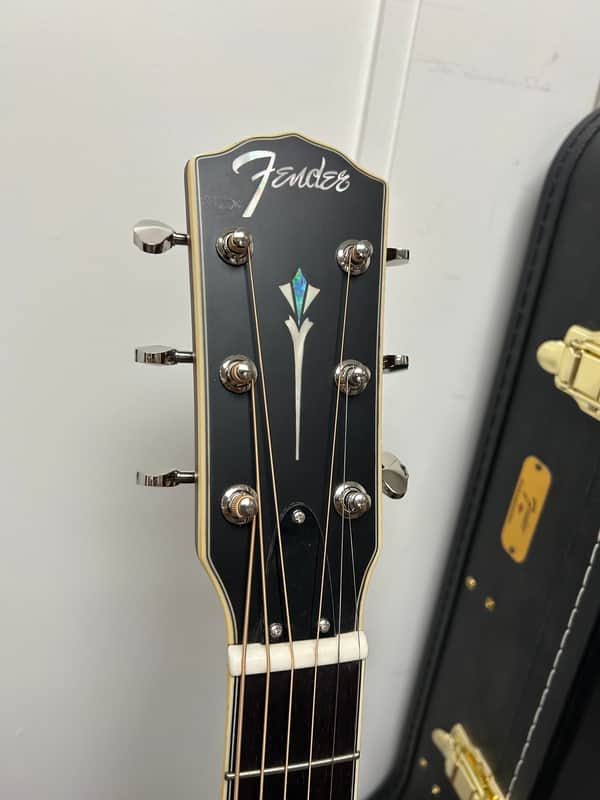 Fender Paramount PR-180E Resonator w/Electronics - Aged Cognac Burst