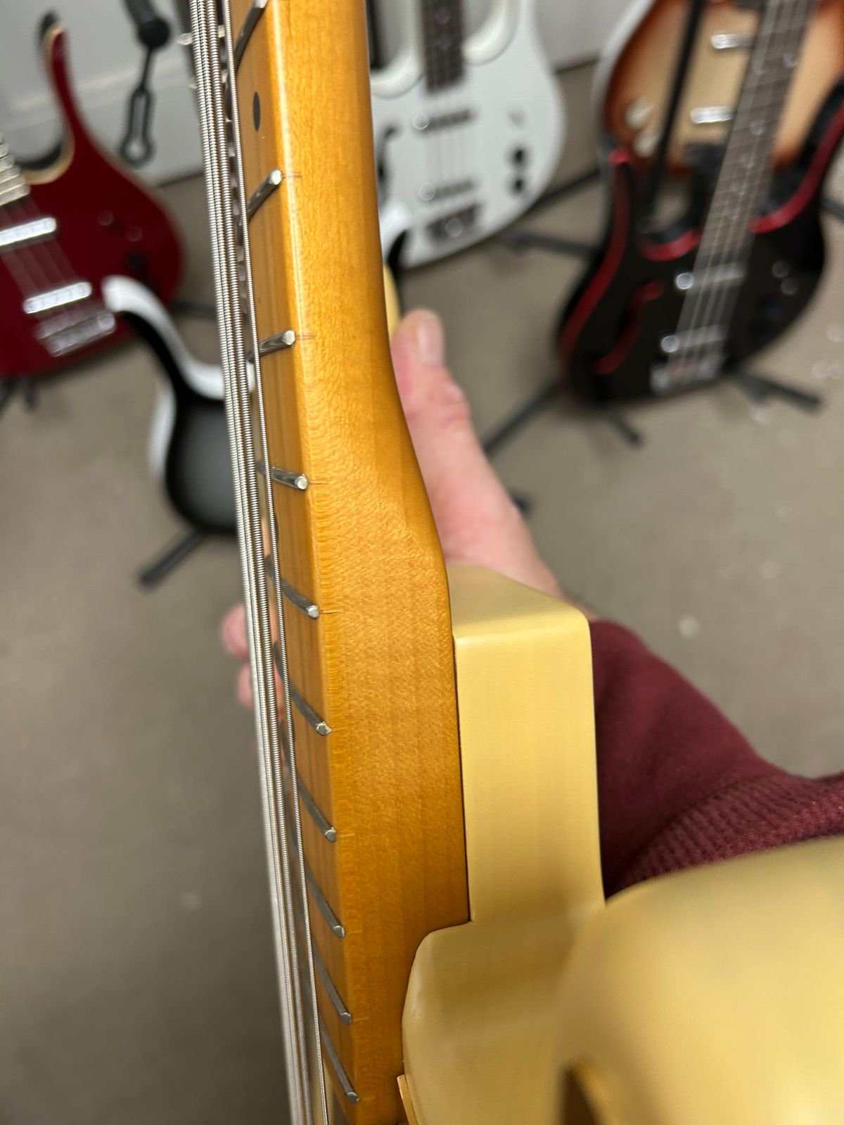 Squier 40th Anniversary Vintage Edition Precision Bass - Satin Vintage Blonde