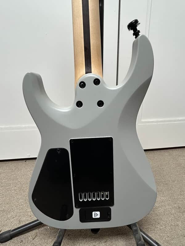 Jackson Pro Series Dinky DK Modern EverTune 7 - Primer Gray